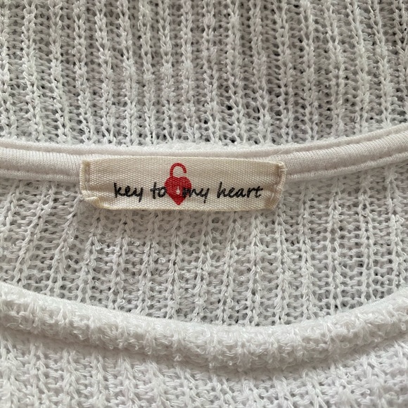 Like New Open Weave Dolman Sweater - Picture 5 of 5